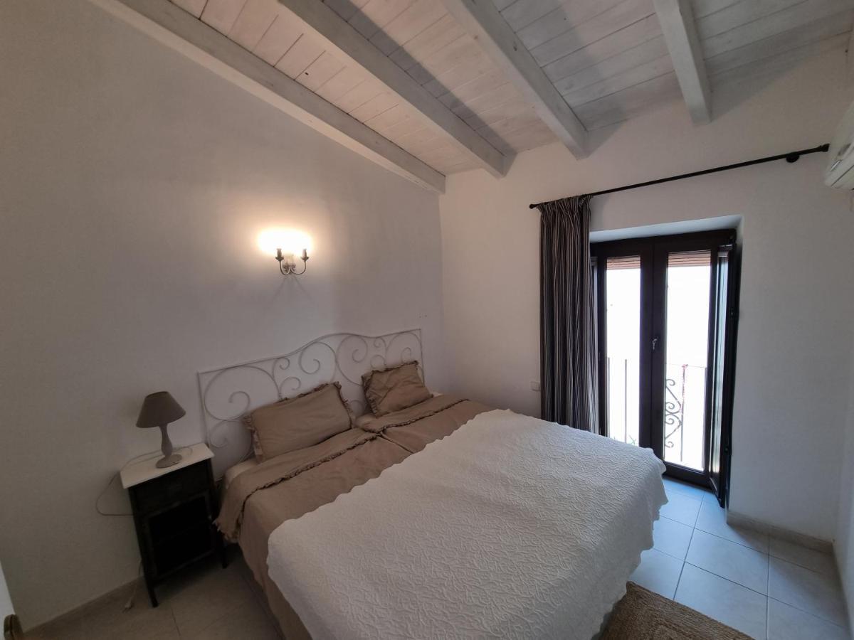 Town House With Roof Terrace - Old Town Διαμέρισμα Μαρμπέλλα Εξωτερικό φωτογραφία