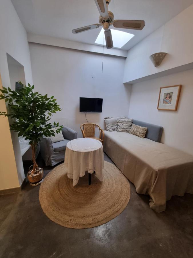 Town House With Roof Terrace - Old Town Διαμέρισμα Μαρμπέλλα Εξωτερικό φωτογραφία
